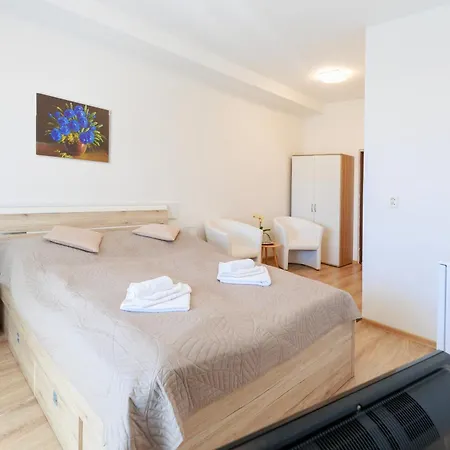 Agro Complex Aparthotel 3*