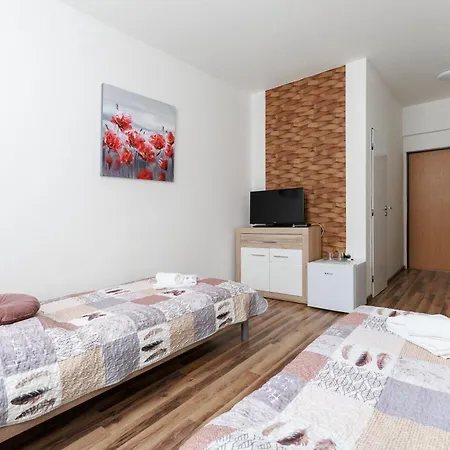 Agro Complex Aparthotel 2*