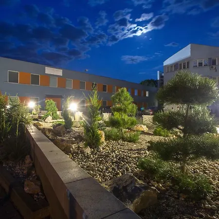 Aparthotel Agro Complex 2*